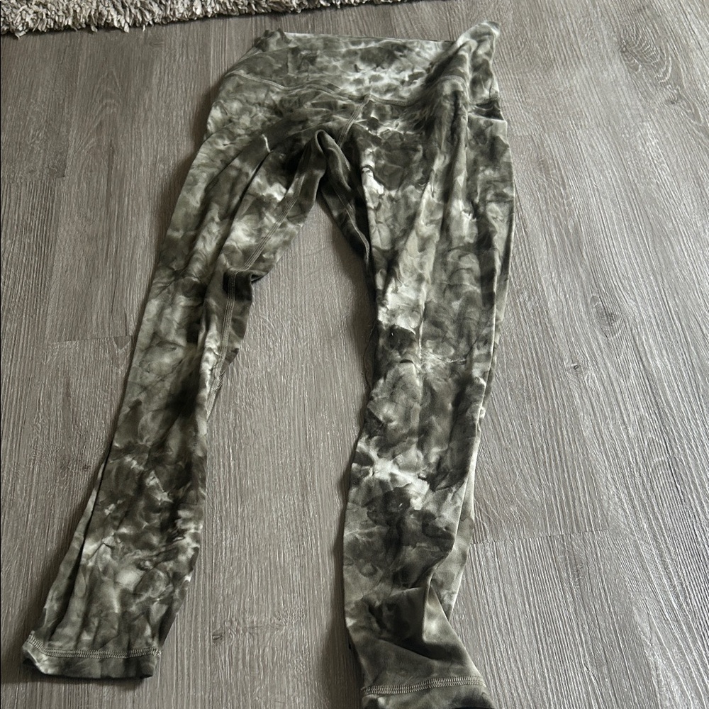 lululemon olive green leggings with tag